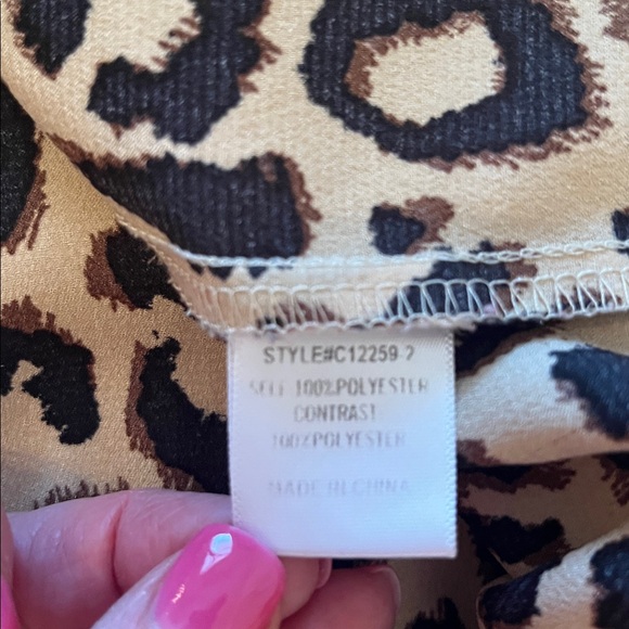 Jodifl Leopard & Hot Pink Blouse - Picture 6 of 7